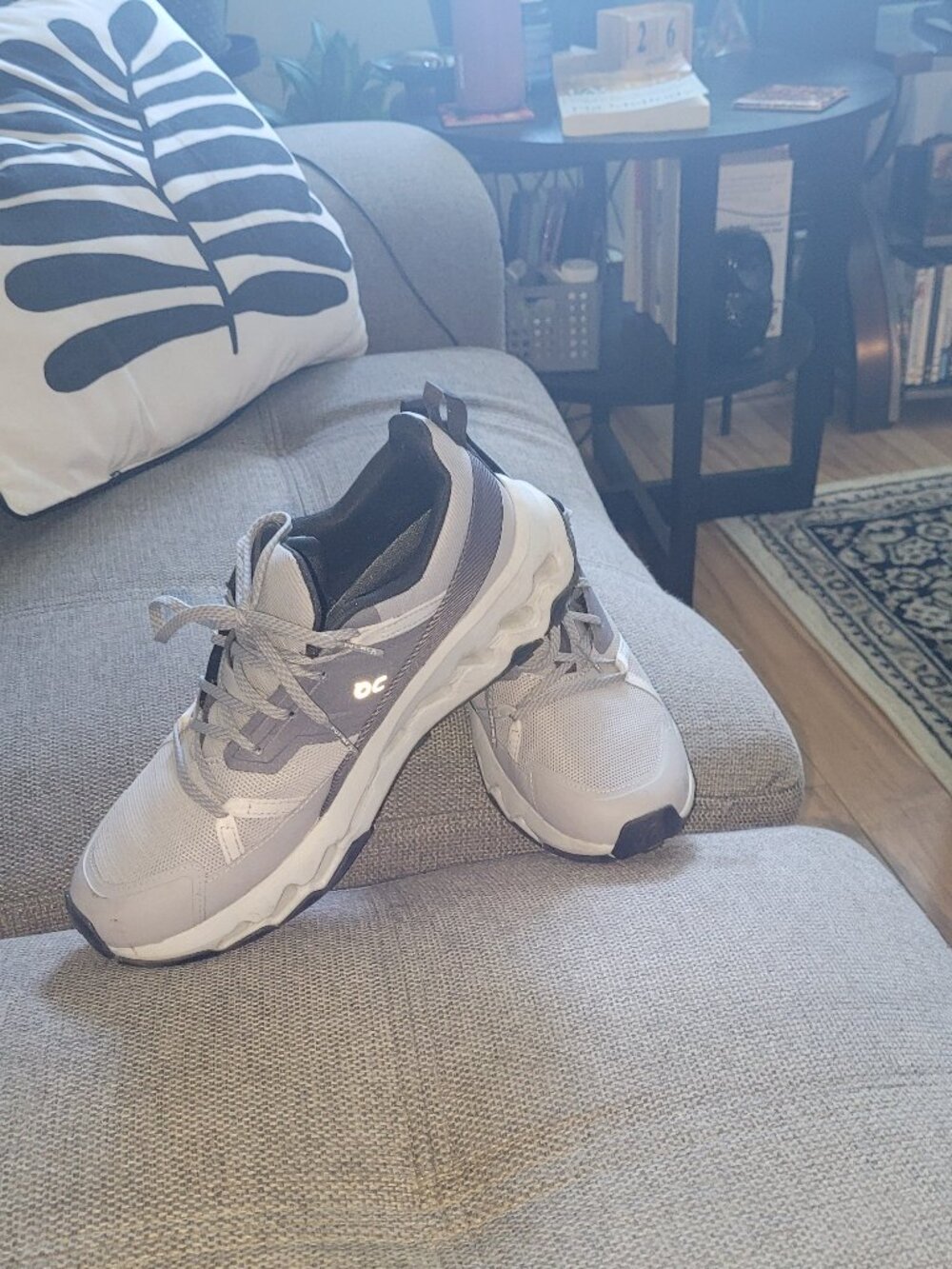 ON Cloudhorizon Running Shoes